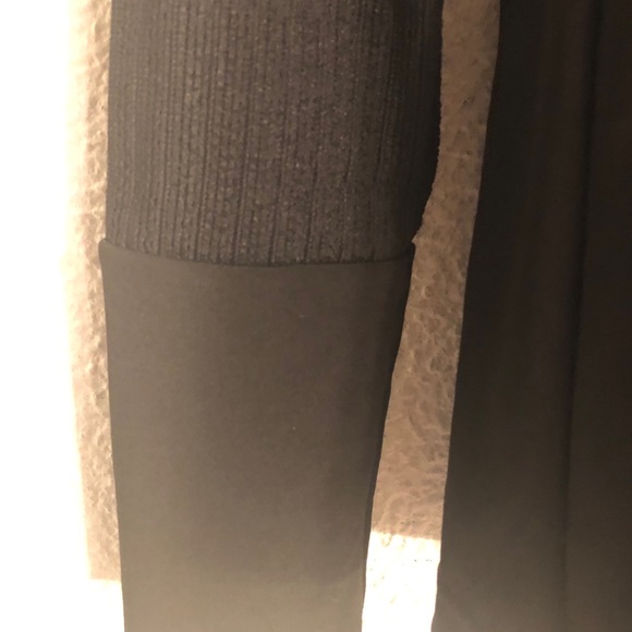 Anatomie 1/4 Zippered Ribbed Shoulders Size Small - Picture 8 of 10